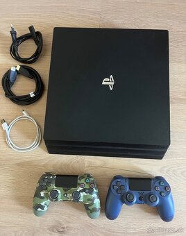 Playstation 4 Pro 1TB + ovládače , kabeláž a hry - 2