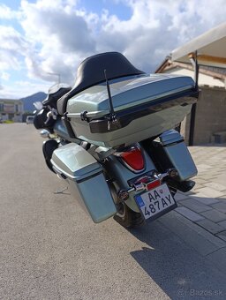Suzuki Intruder VLR 1800R - 2