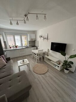 PRENÁJOM 2-izbový byt CENTRUM Nitra - 2