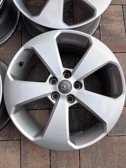 Orig. hliníkové disky Opel R17, 5x105 - 2