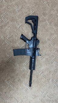 Airsoft M4 FULL Upgrade Brushless motor - okolo 30rps - 2