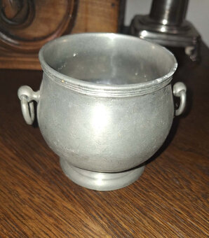 NÁDOBKA KOVOVÁ - 2