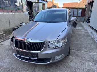 Škoda Superb 2.0 TDI DSG - 2
