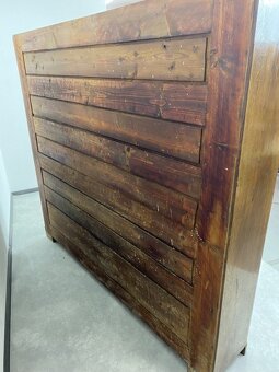 Veľká art deco knihovňa - 2