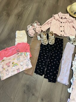 Balik oblečenija pre dievčatko 86 - 2