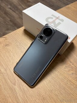 Predám Xiaomi 13 Lite - 2