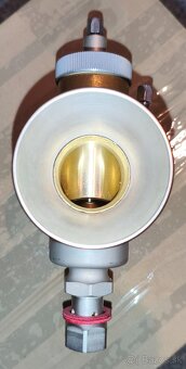 Predám bronzový karburátor Amac 15MDY - 2