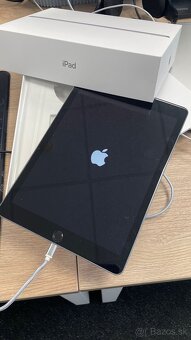 Novy ipad6 komplet 128GB + wifi +cellular - 2