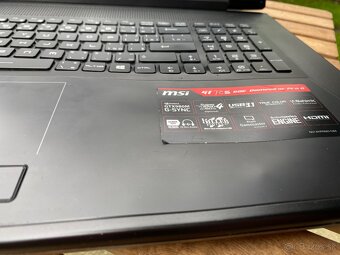 Herný Notebook MSI GT72S 17”i7-6820HK,8GBDDR4,GTX980M,256GBS - 2