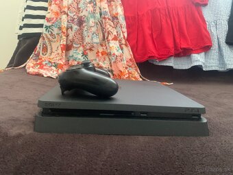 PS4 500 GB - 2