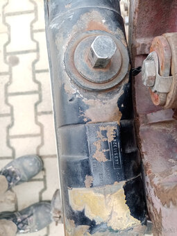 Predám chladič na Zetor 8011 - 2