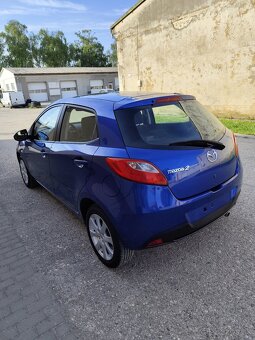 Mazda 2 1.3 benzín - 2