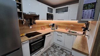 PREDAJ: 2,5 izbový byt - 59m2, s balkónom, Ružomberok - Plav - 2