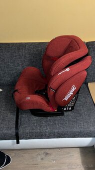 Červená autosedačka Petite&Mars Prime II 9-36 kg isofix - 2