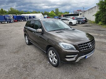 Mercedes ML350 - 2