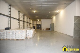NA PREDAJ AREÁL S MUROVANOU HALOU, VÝROBNÝM PRIESTOROM, 6580 - 2