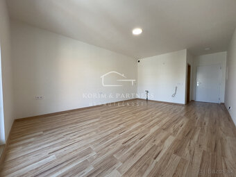 1 izbový apartmán B306 v Danubia Residence v Komárne - 2