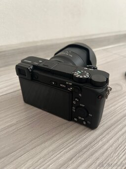 Sony Alpha A6400 + 18-135mm OSS - 2