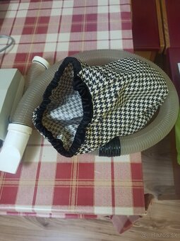 Retro sušič na vlasy. - 2