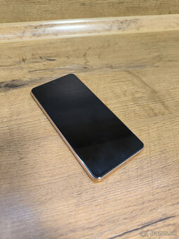 Samsung Galaxy S21 5G dve sim karty - 2
