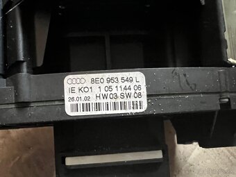 Audi, VW páčky pod volant 8E0953549L, 8E0953521D, 8E0953503C - 2