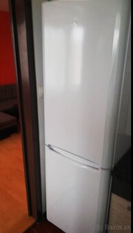 chladnička s mrazničkou - 2