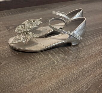 Trblietavé dievčenské lodičky - 2