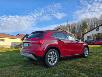 Mercedes-Benz GLA 180 d - 2