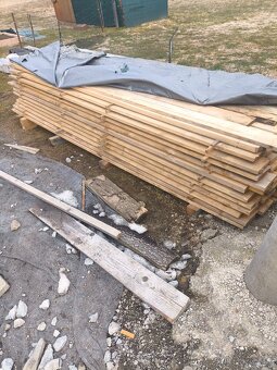 Drevene hranoly a dosky stavebné rezivo - 2