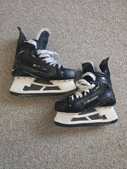 Bauer Supreme Mach custom skates - 2