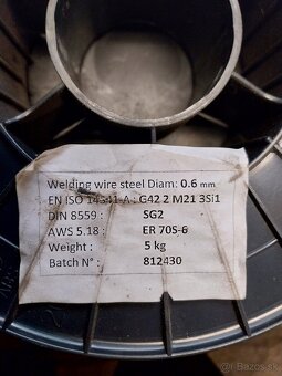 Zvaraci drôt 0.6 - 2