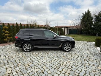 BMW X7 5.0i M Power, rok.v 2021, 67 tisíc km,, INDIVIDUAL - 2