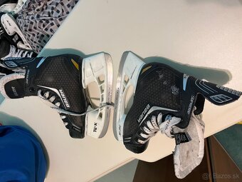 Bauer korčule 33,5 - 2