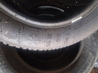 Predam pneumatiky 195/65 R15 - 2