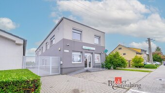 Rodinný dom: 4i-byt s terasou + garsónka, 2x obchodné pries - 2