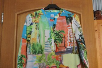 Emily Van Den Berh nove luxusne saty PC cez 130e - 2
