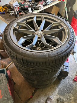 Disky Touareg 5x130 r21 nove gumy - 2