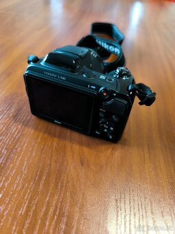 Nikon CoolPix - 2