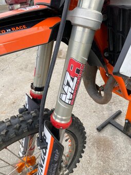 KTM 85 SX (2023) – ZÁVODNÝ STROJ SO ŠPIČKOVÝMI ÚPRAVAMI - 2