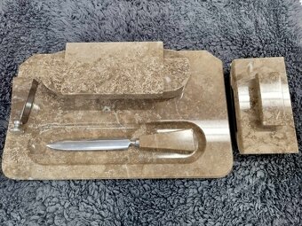 Na predaj MRAMOROVÁ PÍSACIA SADA z I.republiky--sada sa pred - 2