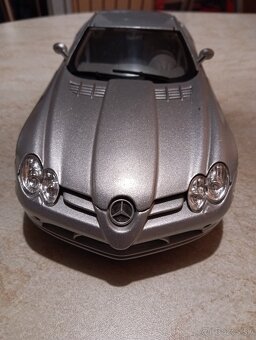 Predám Mercedes Benz SLR - 2