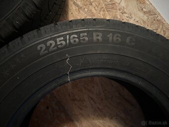 Predám zimné pneu Barum - 2