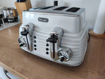 Hriankovač-De Longhi - 2