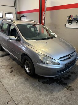 Peugeot 307 1.6i - 2