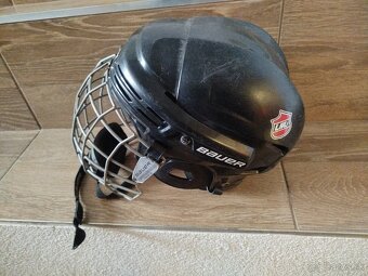 Hokejová prilba bauer - 2