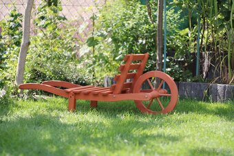 Fúrik na kvety do záhrady buk - 2