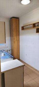 Lacno predám skrinky - 2