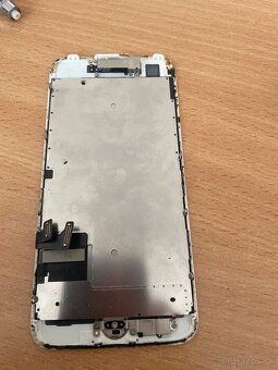 iPhone 7 - 2