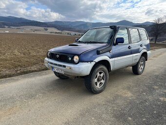 Nissan Terrano 2.7 92kw - 2