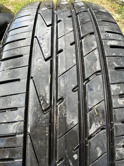 Letné pneu 215/65 R17 - 2